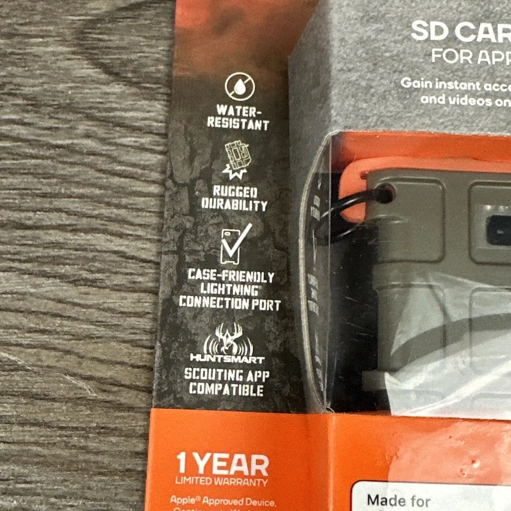 New NIB Wildgame Innovations SD‎ Card Reader For Apple Lightning Port Devices